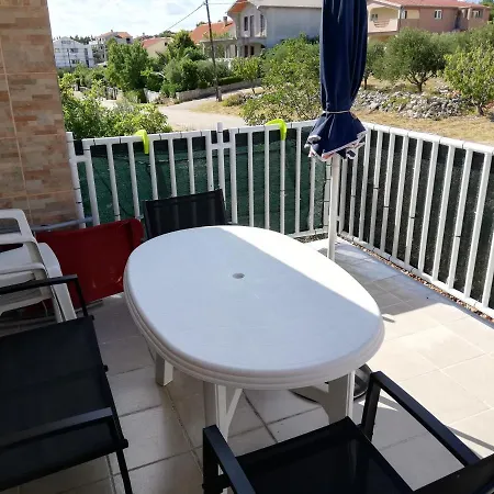 Apartment Apartman Biba Maslenica